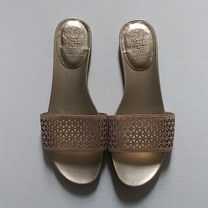 Vince camuto gold slipper triangle cut out